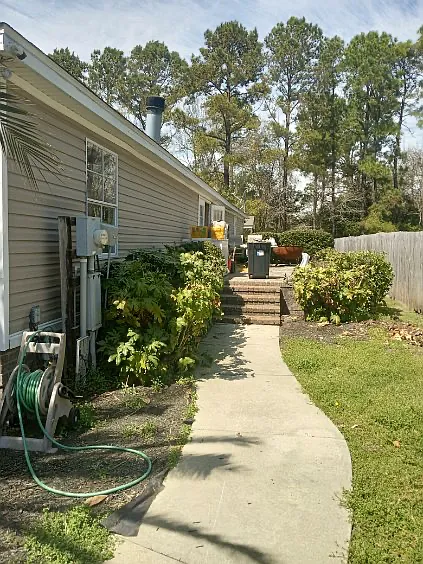 881 Whaler Pl — Photo 1