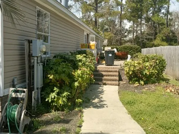 1 Whaler Pl, Murrells Inlet, SC 29576