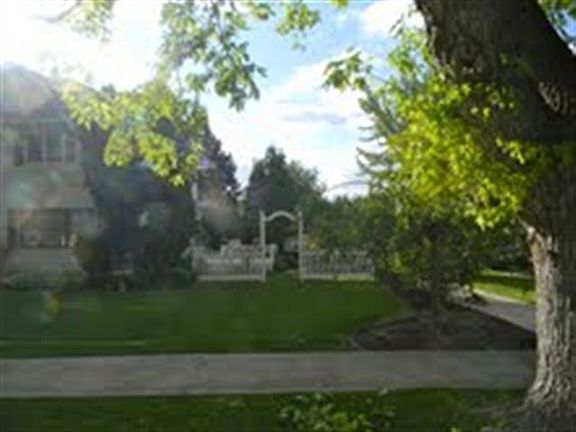 2nd image of 603 9th Ave S