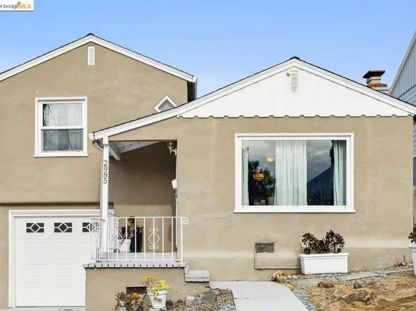 2985 Barrett St, Oakland, CA 94605
