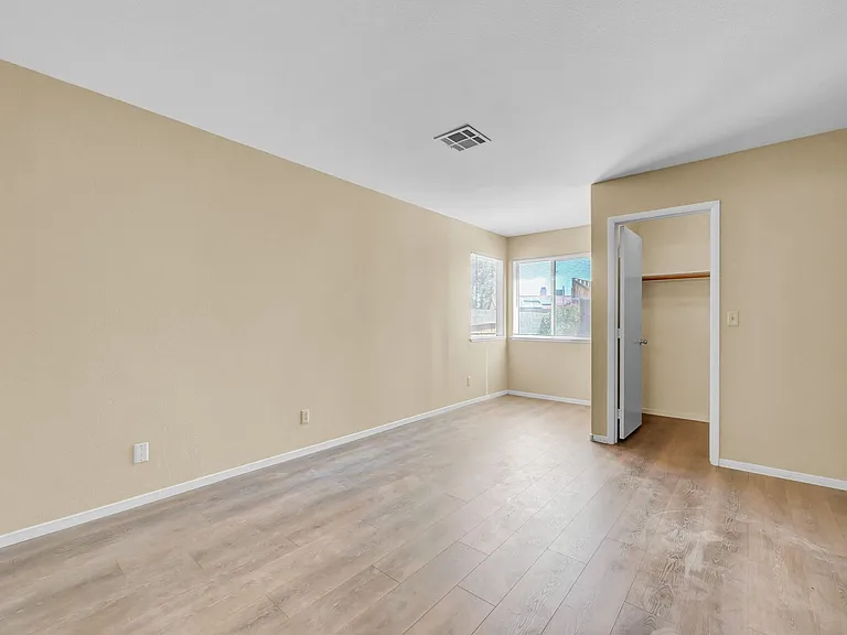 4814 Spring Falls Way — Photo 31