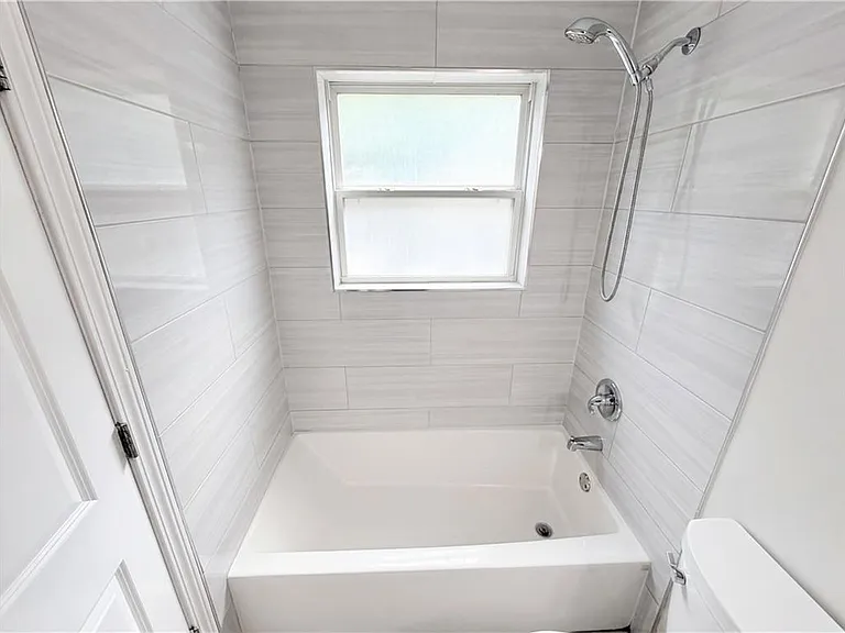 48 Peachtree Ave #200 — Photo 24