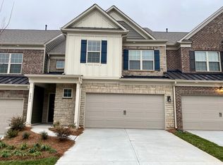 2026 Auburn Leaf Ct, Fort Mill, SC 29707