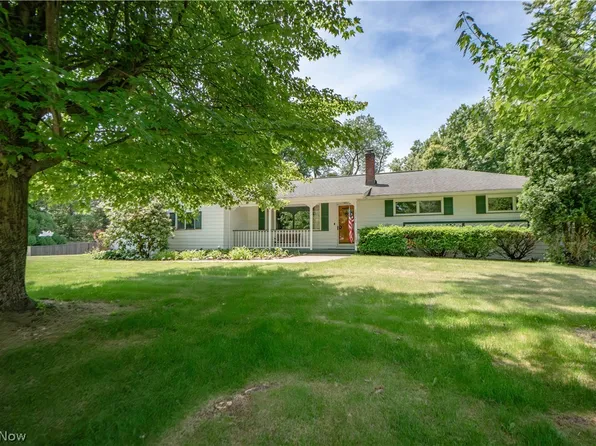 10340 Persimmon St NW, Canal Fulton, OH 44614