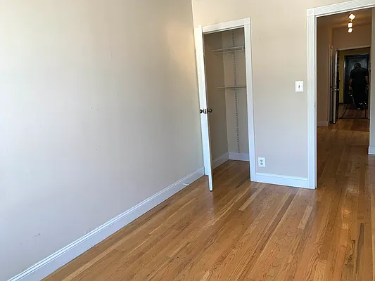 Rented by Capri Jet Realty Corp | media 11