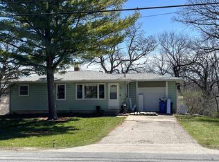 2924 Glacier Valley Rd, Fitchburg, WI 53711