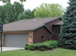 1625 30th Ave S, Fargo, ND 58103