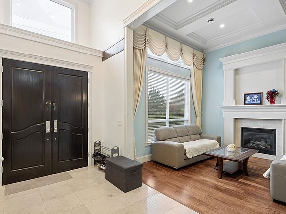 3rd image of 9551 Saunders Rd