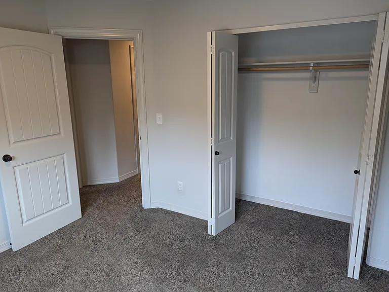409 Madrona Ave SE — Photo 20