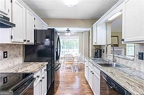 5th image of 7825 Silversmith Ct