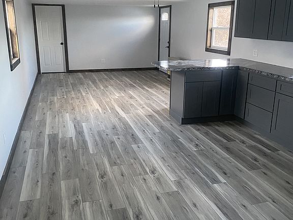 4th image of 23 Lisa Ln #23