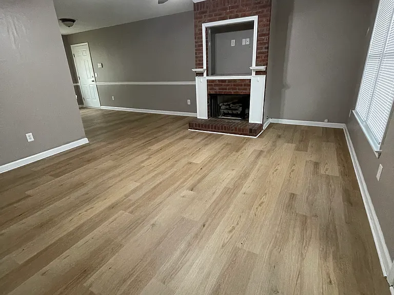 25 Cathedral Hts — Photo 1