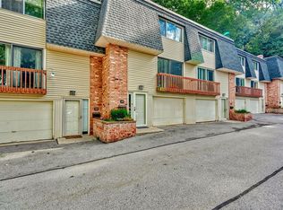 164 Penn Ln, Rochester, NY 14625