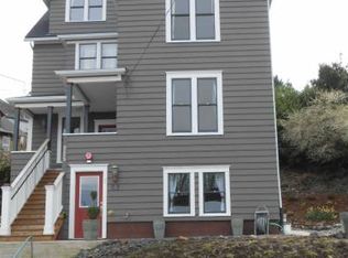225 Alameda Ave APT 4, Astoria, OR 97103