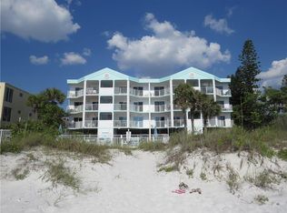 24 Gulf Blvd APT 2D, Indian Rocks Beach, FL 33785