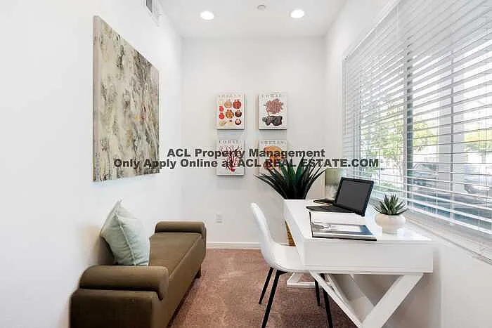 8558 Seawind Way — Photo 4