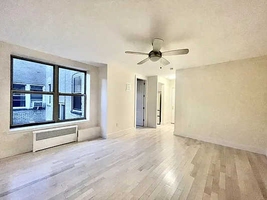 Rented by FirstService Realty (legacy) | media 1