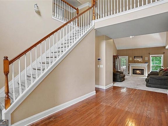 4th image of 2871 Weatherstone Cir SE