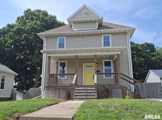 435 W Maple St, Canton, IL 61520