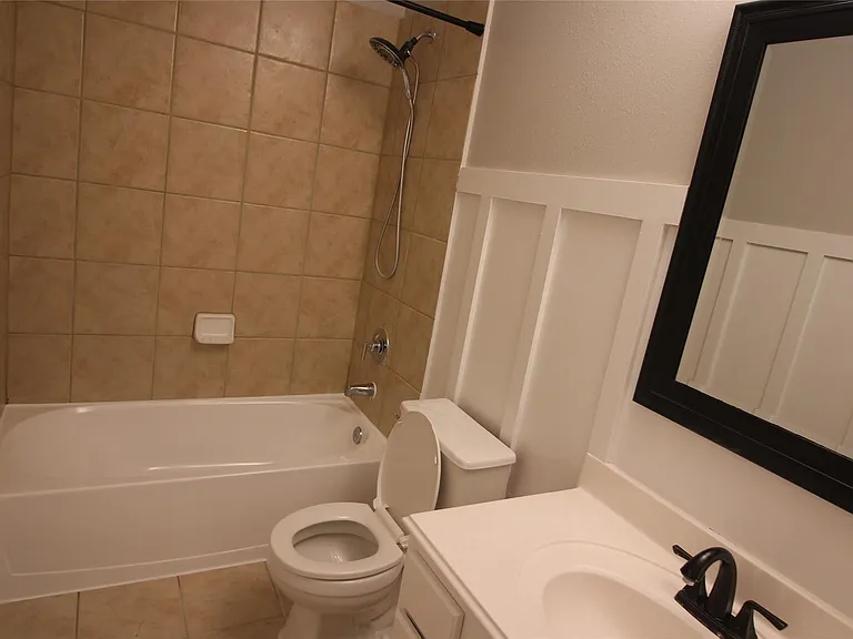 16531 Sperry Gardens Dr — Photo 17