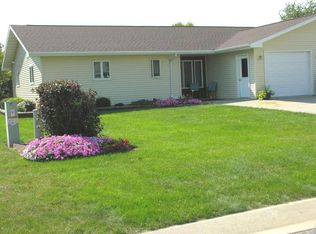 512A S Randolph St #A, Stacyville, IA 50476