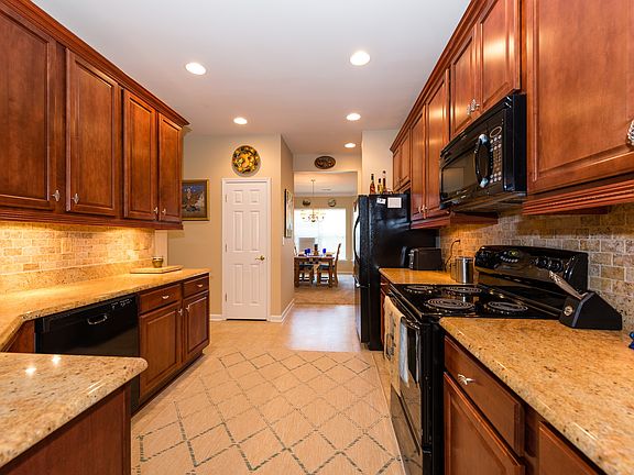 4th image of 4840 Grier Farm Ln