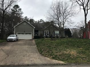 7006 Flagstone Dr, Ooltewah, TN 37363