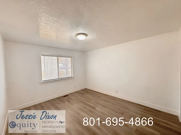 224 W 2350 N #D — Photo 11