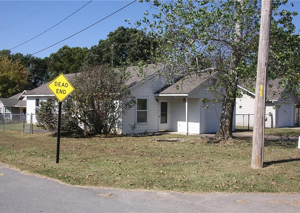 1st image of 1529 Brooke Lynn Dr