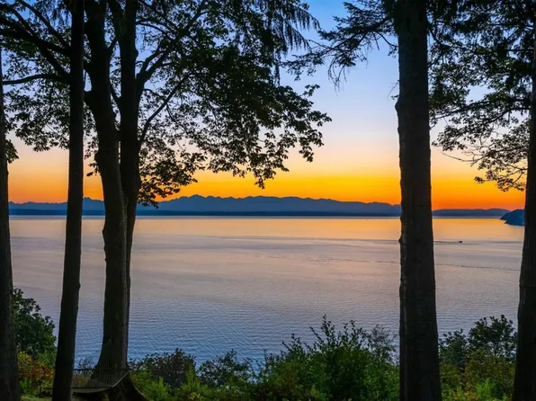 (undisclosed Address), Edmonds, WA 98026