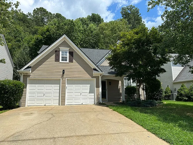 185 Weatherstone Dr — Photo 1