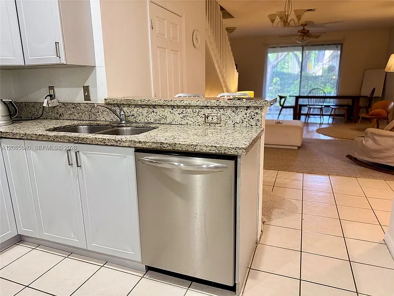 3973 Orange Tree Ln #0 — Photo 4