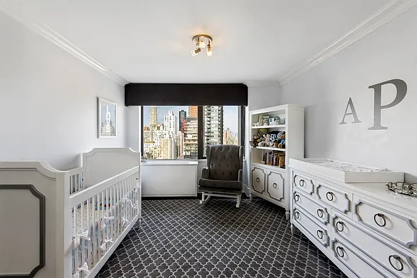 Sold by Nest Seekers International | media 12