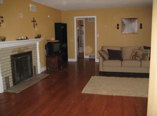 1420 Vista Ln, Manhattan, KS 66502