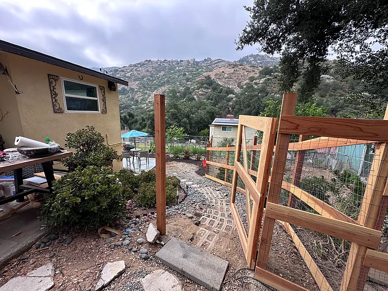1070 Alta Vista Rd — Photo 6