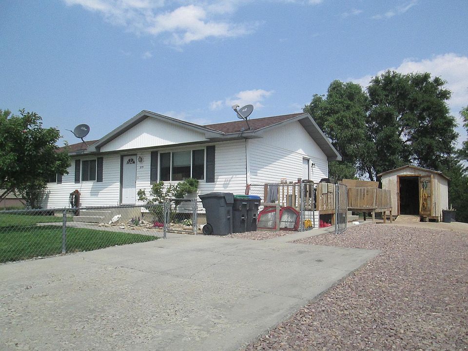 Front Yard Deck And Shed