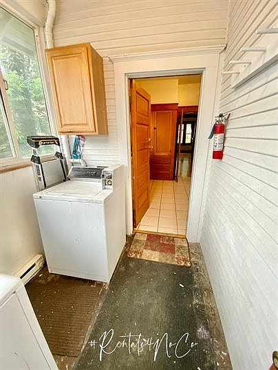 1st image of 1806 8th Ave #A