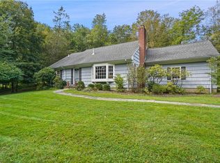 5 Brook Farm Rd, Bedford, NY 10506