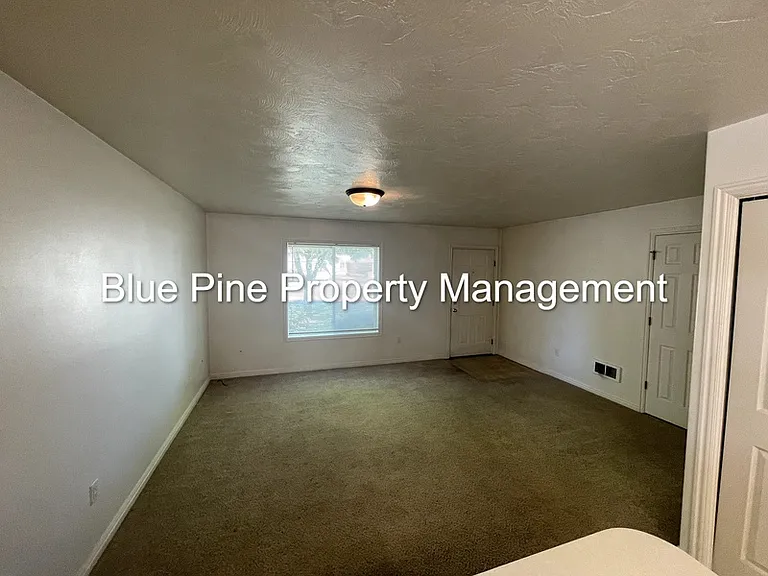3156 E Chasewood Dr #1 — Photo 4