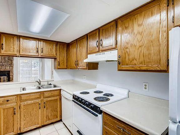 Plenty of counter space