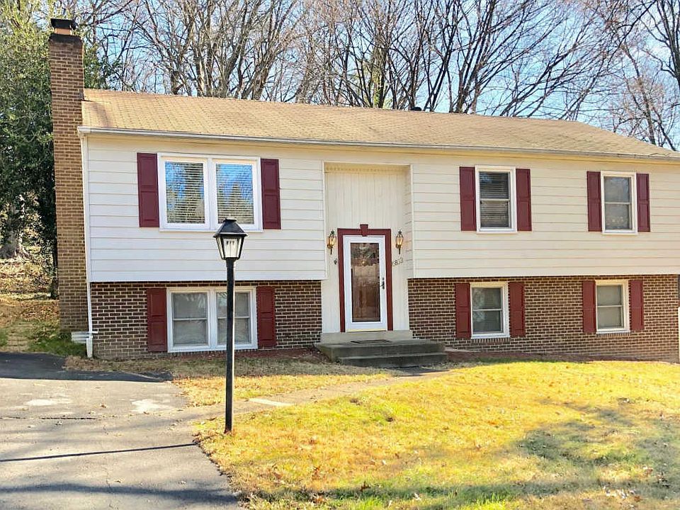1st image of 6803 Stoneybrooke Ln