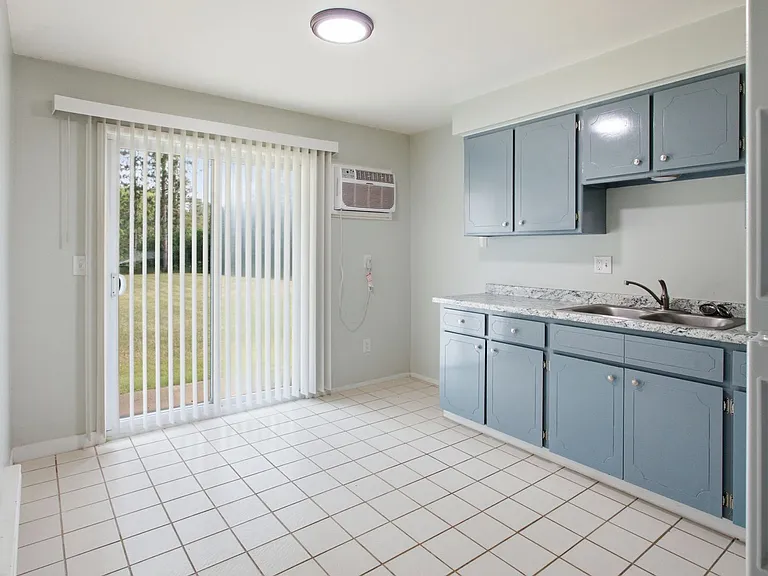 365 Granger Rd — Photo 3