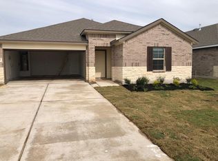 8024 Front 9 Ln, Navasota, TX 77868