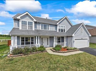 114 Cobbler Ln, Sugar Grove, IL 60554