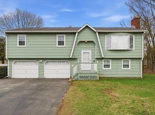 21 Newhill Rd, Methuen, MA 01844