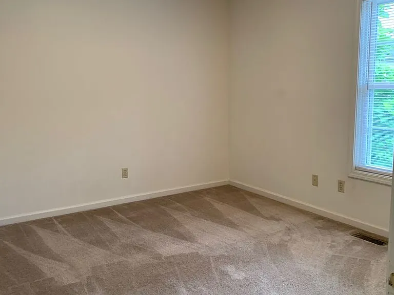 1145 College St NW — Photo 13