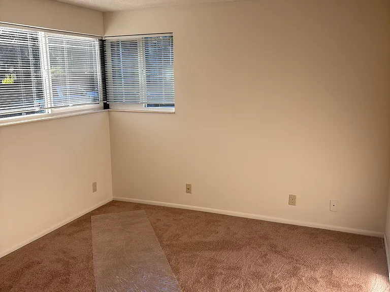 8601 15th Ave NE #201 — Photo 14