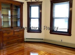 50 Powder House Blvd #1, Somerville, MA 02144