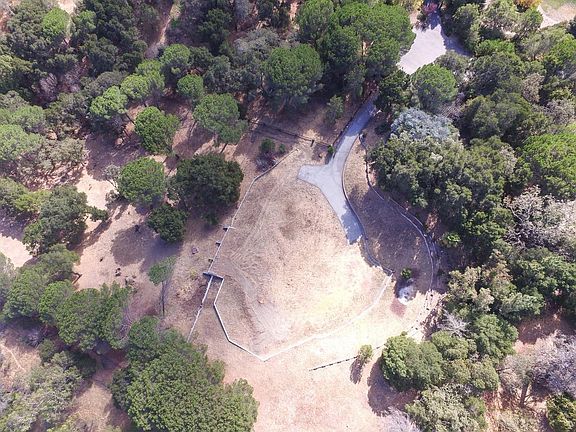 5th image of 12 Quail Meadow Dr