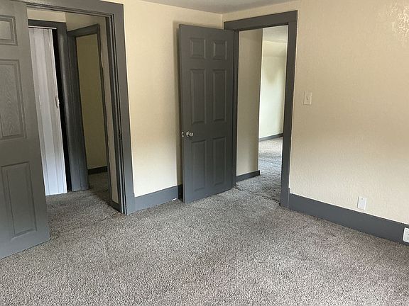5th image of 2180 S 93rd St